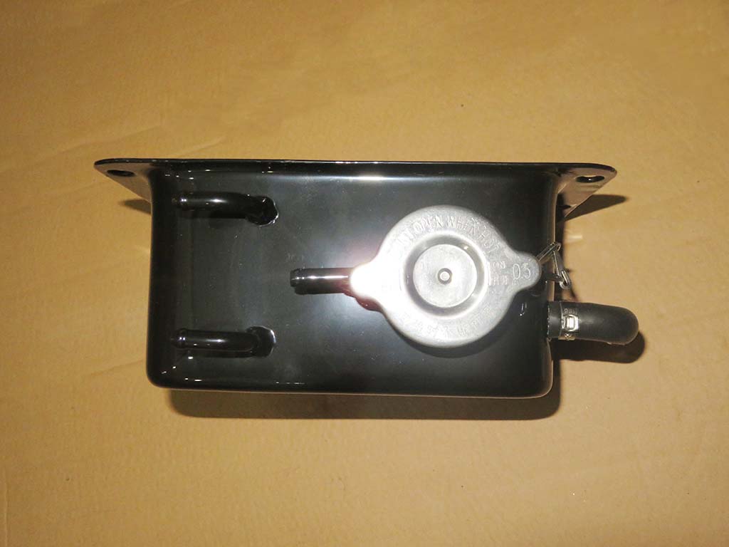 K9A-1311100A_Left expansion tank assembly_M00000-1