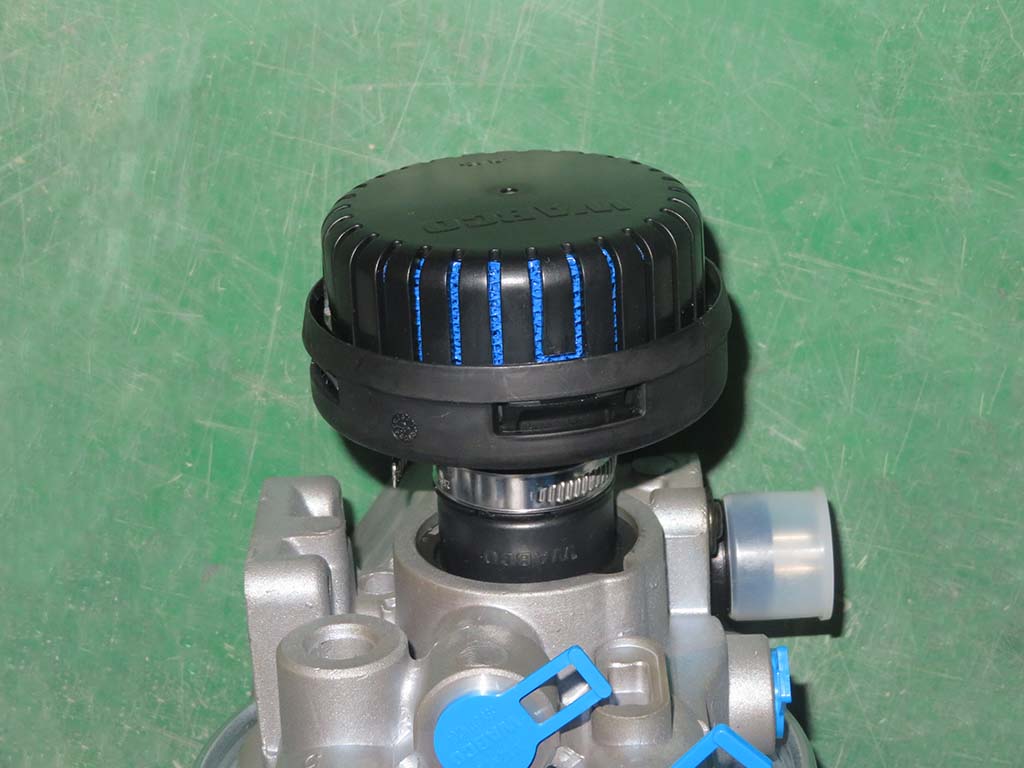 K9FE-3555010C_Air dryer assembly_M00000