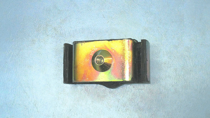 发动机前悬软垫-1