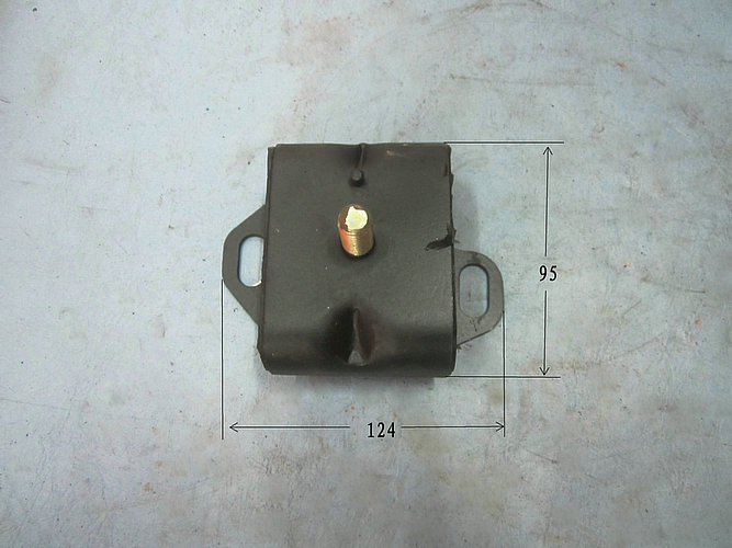 Engine front suspension pad (left)