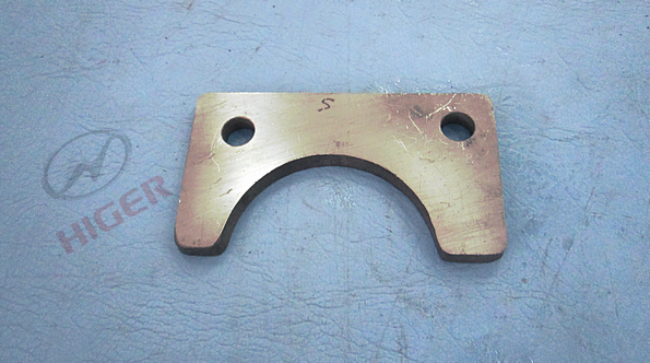 Camshaft thrust plate