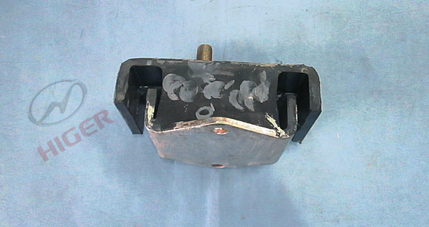 Pad souple de suspension avant du moteur-1