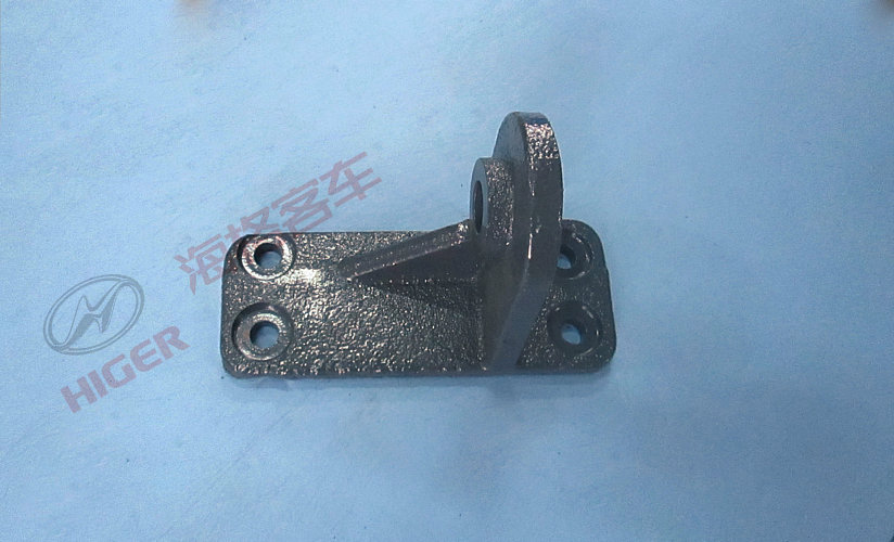 Engine front suspension bracket (right)