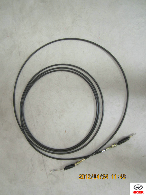 Throttle brushing assembly