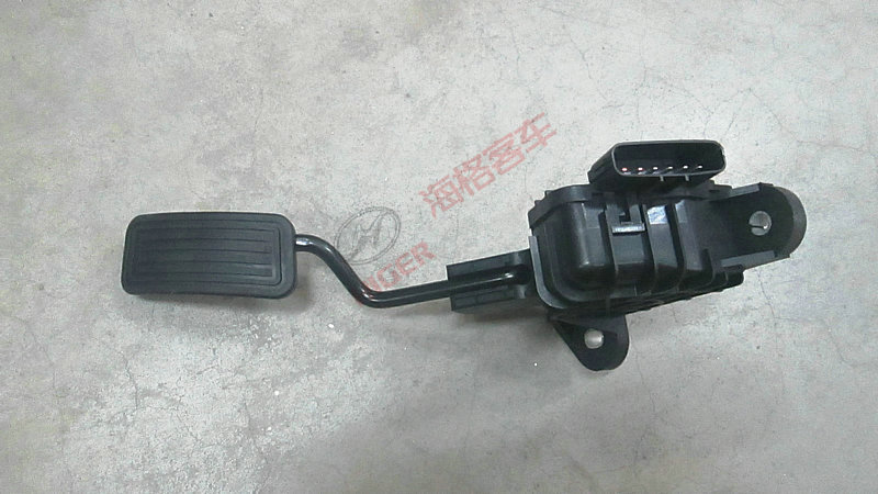 Assemblage de pédales d'accélérateur-1