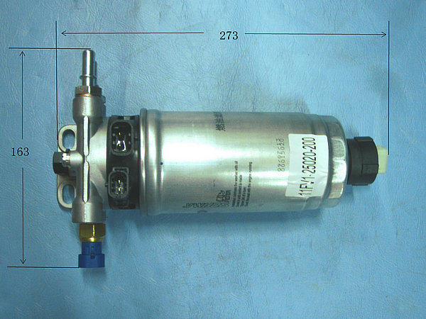 Oil and water separator