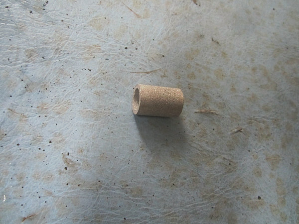 High-pressure gas rough filter element
