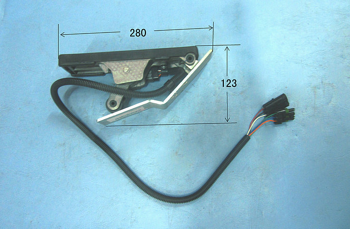 Accelerator pedal assembly (electronics)-2