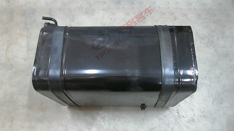 燃油箱总成(H305W500L660)-1