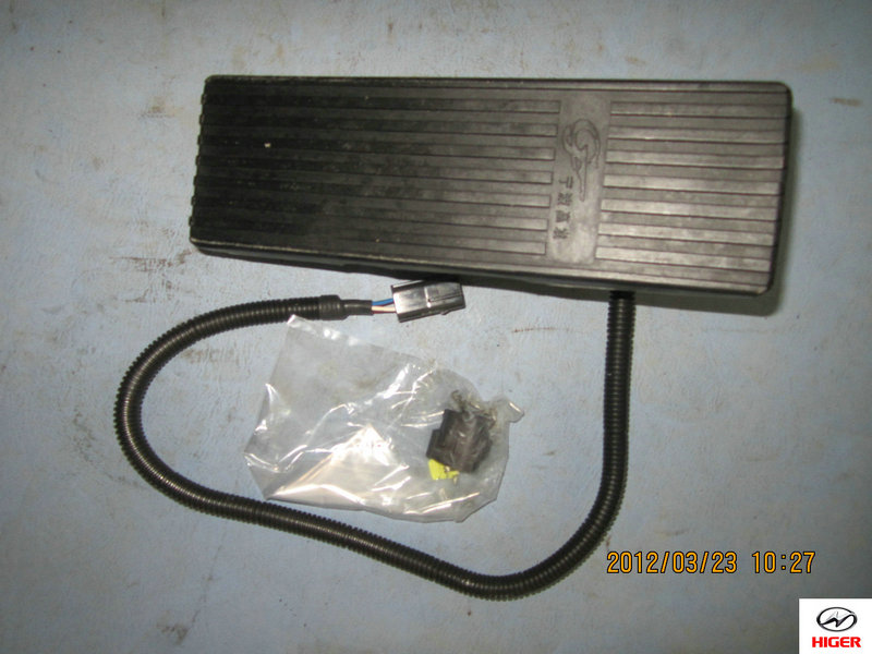 2.3.1 Сборка педали акселератора