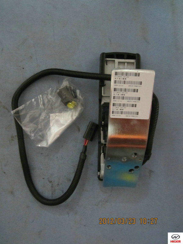 Assemblage de pédales d'accélérateur-1