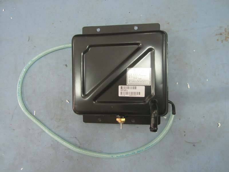 Assemblage du réservoir d'expansion