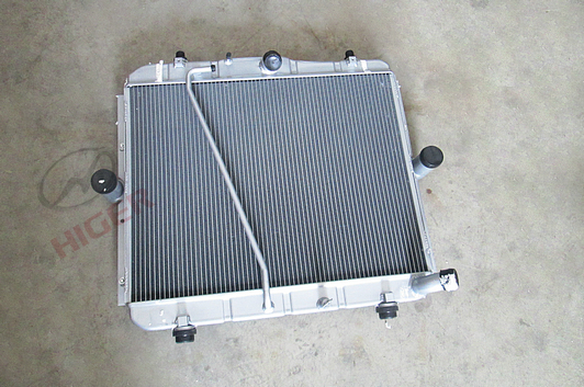 Dispositif de refroidissement par radiateur (FCC à haute teneur en froid)