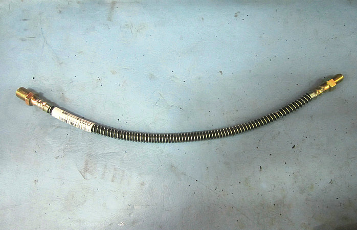 Tuyau d'alimentation en huile