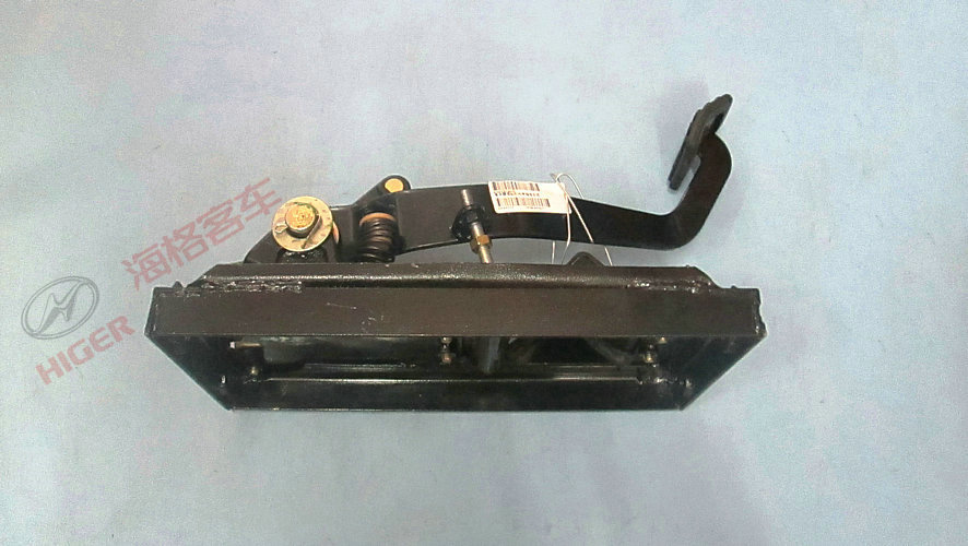 Clutch control mechanism with pedal assembly-1