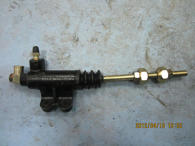 Clutch sub-pump (sub-pump)