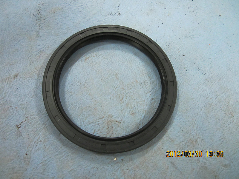 Output shaft oil seal (100x120x10)