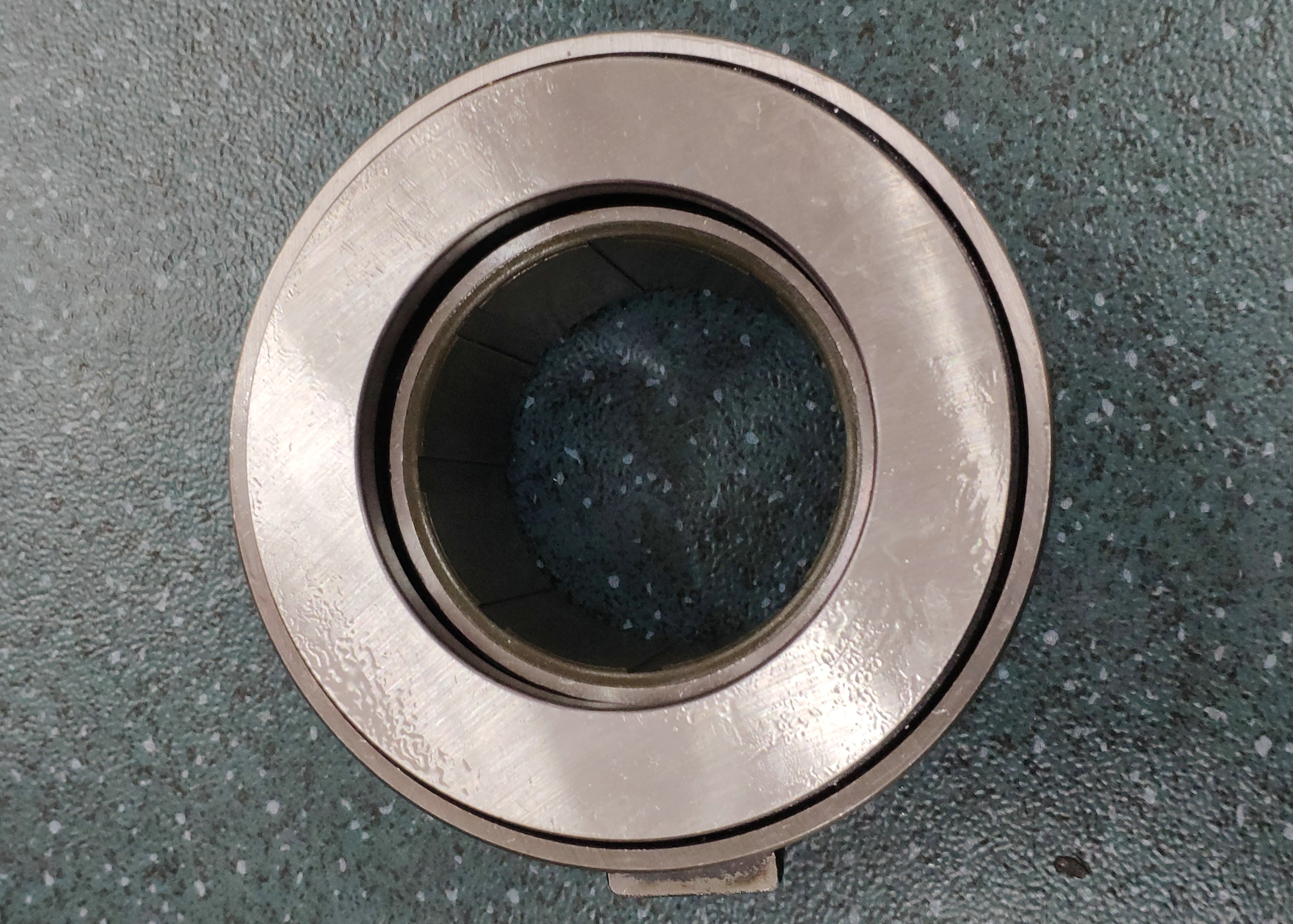 Separating bearings