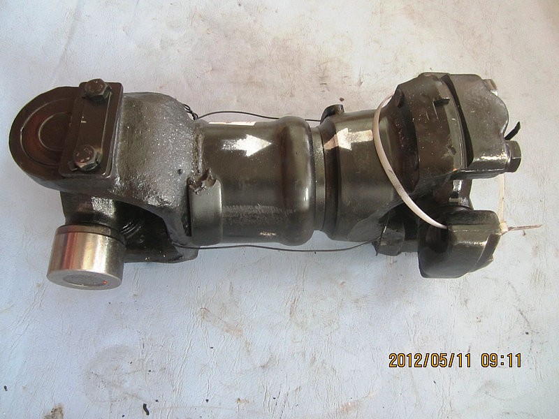 Rear axle transmission shaft (H9-H4-272-60)-2