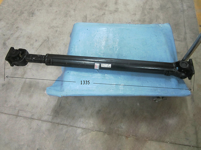 Arbre d'entraînement de l'essieu arrière (H3-H3-1320-80)-3