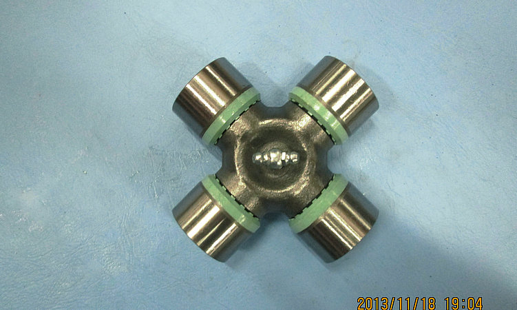 Cross axis (universal)