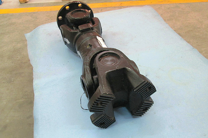 Rear axle transmission shaft (H6-H1-500-60)-1