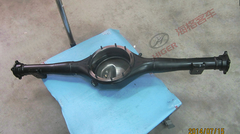 Assemblage du réservoir de l ' essieu arrière (sans trou ABS)