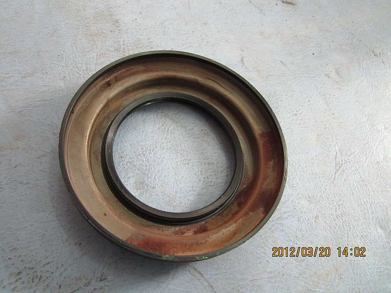 Rear axle main cone oil seal assembly-1