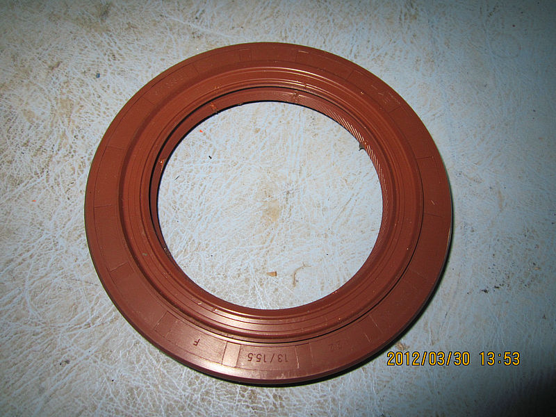 Active bevel gear oil seal