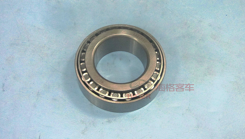 Roulements à rouleaux coniques-hub de l'arrière