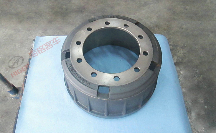 Rear brake drum