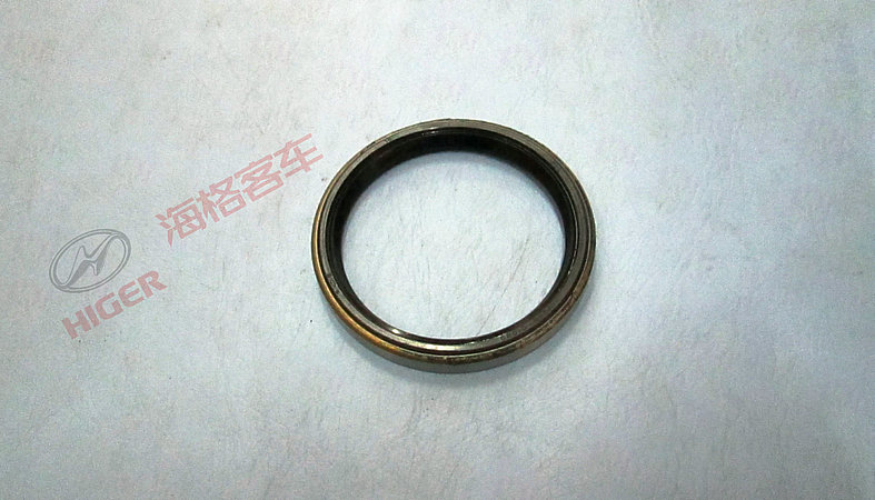 Assemblage de joint d'huile à moitié arbre