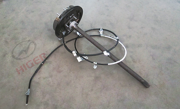 Assemblage à demi-axe (à gauche)