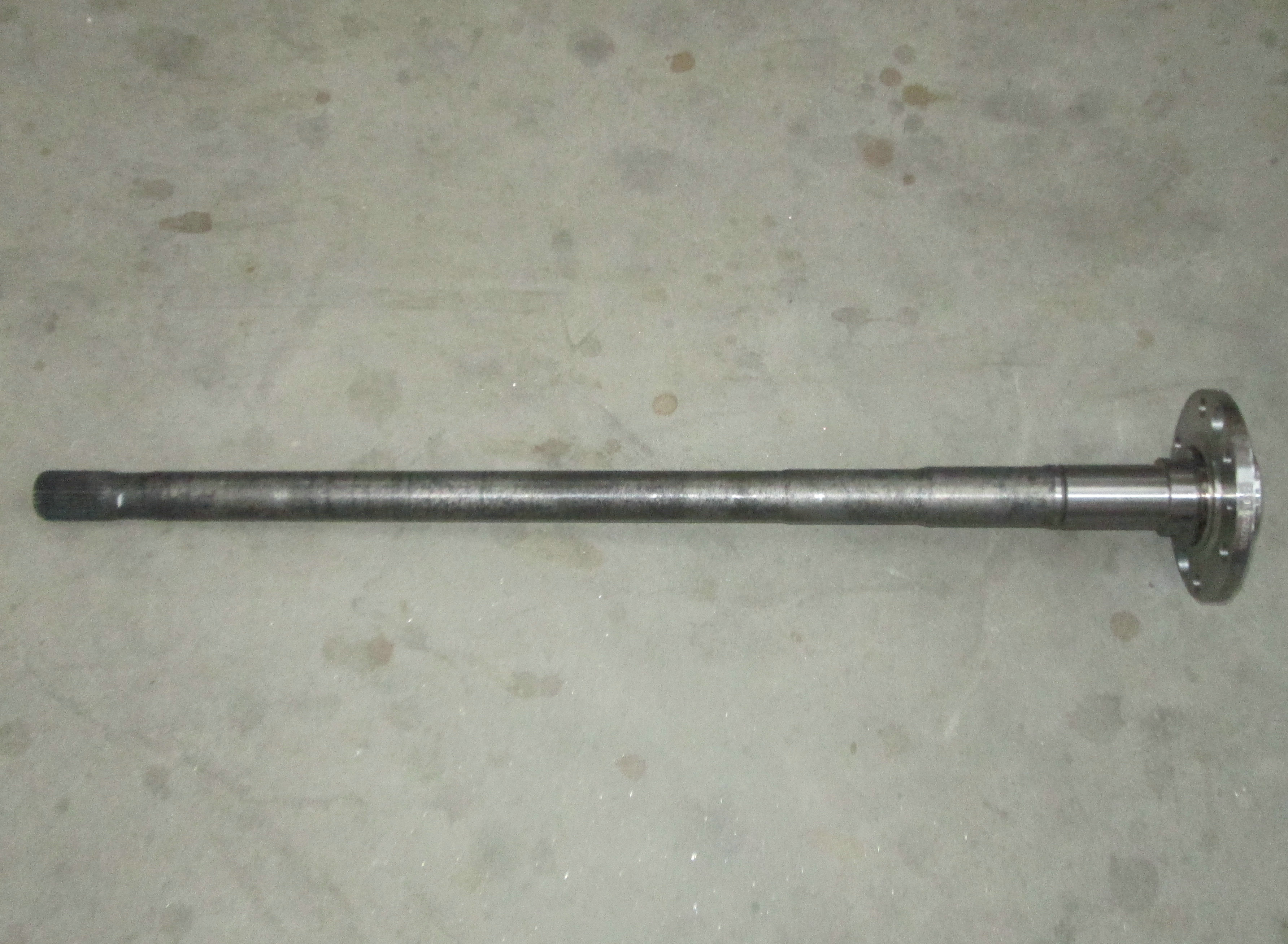 Rear axle half shaft