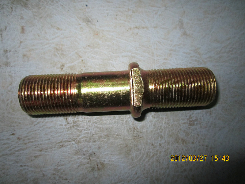 Right wheel bolt