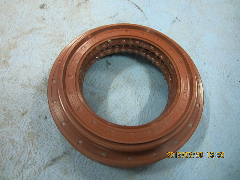 Oil seal assembly-active bevel gear