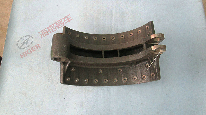 Rear brake shoe