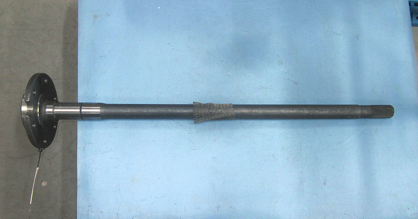 Rear axle half shaft