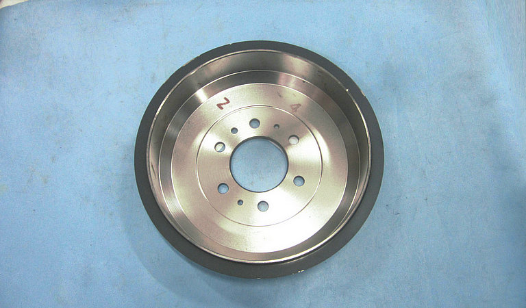 Tambour de frein arrière-1