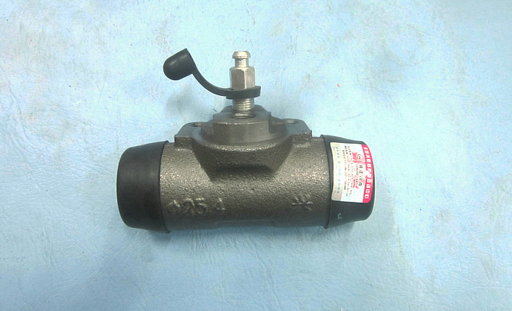 Rear brake pump assembly