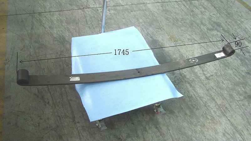 The first piece of rear steel spring