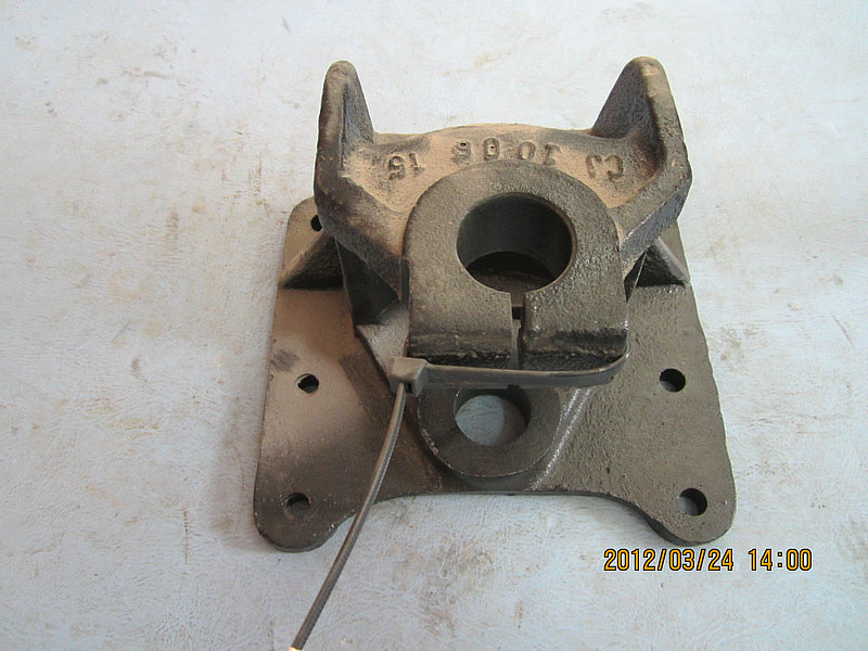 Ear end bracket