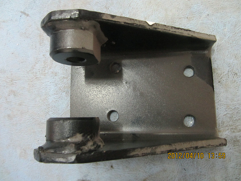 Шоковый абсорбер Брекет (справа)