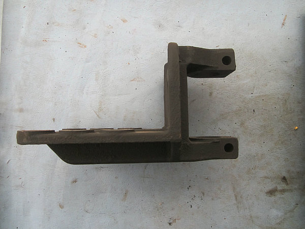 Ear end bracket