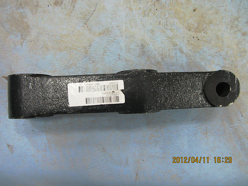 Кронштейн амортизатора (левый)-1