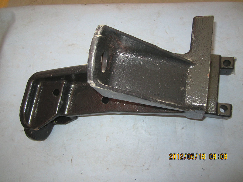Front airbag lower support (left)