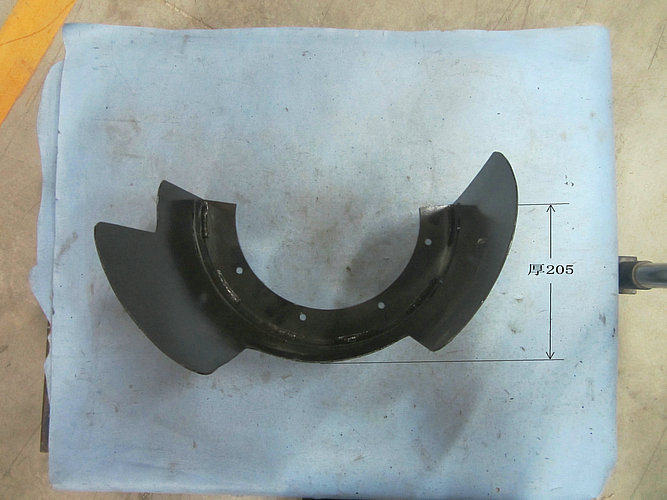 Left front airbag shield assembly
