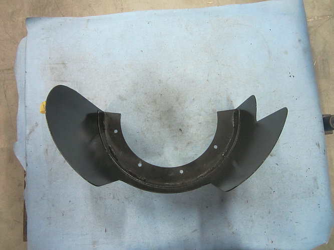 Assemblage de bouclier de coussin gonflable avant droit