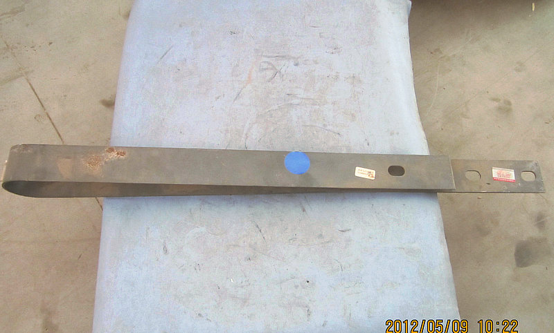 Steel spring protective ply plate