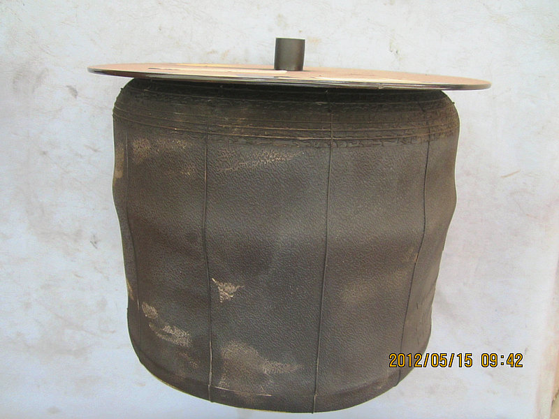 Rear airbag assembly